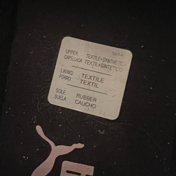 NWT - Puma Black and White Women's Sneakers - Picture 5 of 6